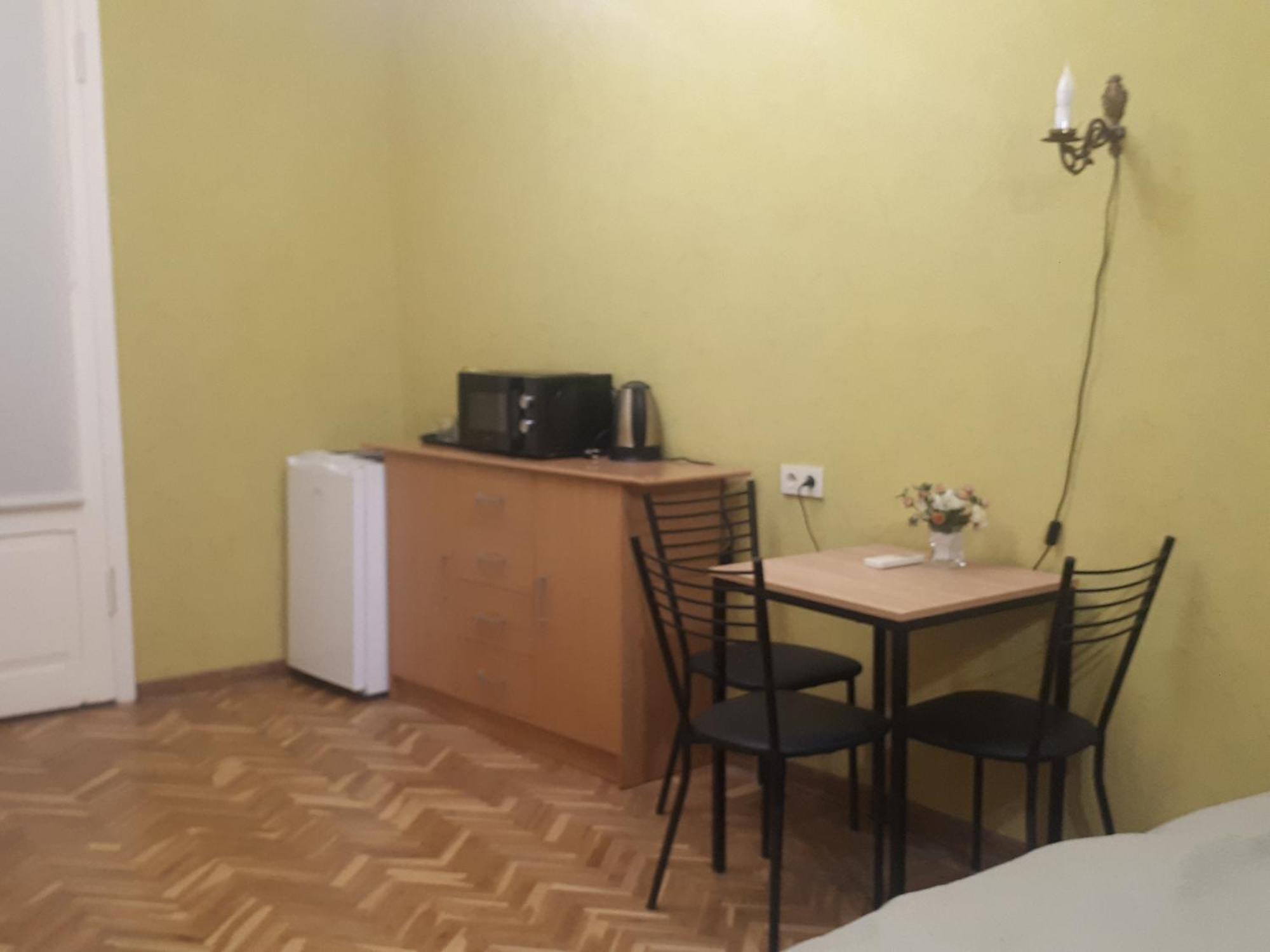 Sunflower Hotel Tbilisi Exterior photo